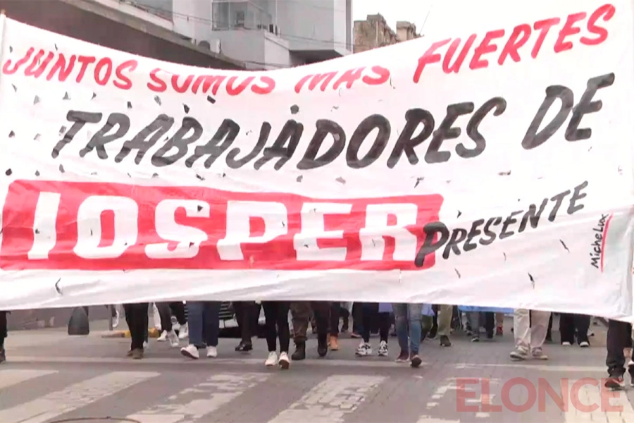 Empleados del IOSPER participaron activamente de la movilización