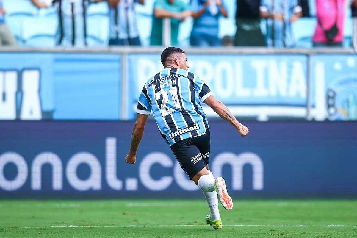 Cristian Pavón, detenido en Brasil. Cristian Pavón, detenido en Brasil.