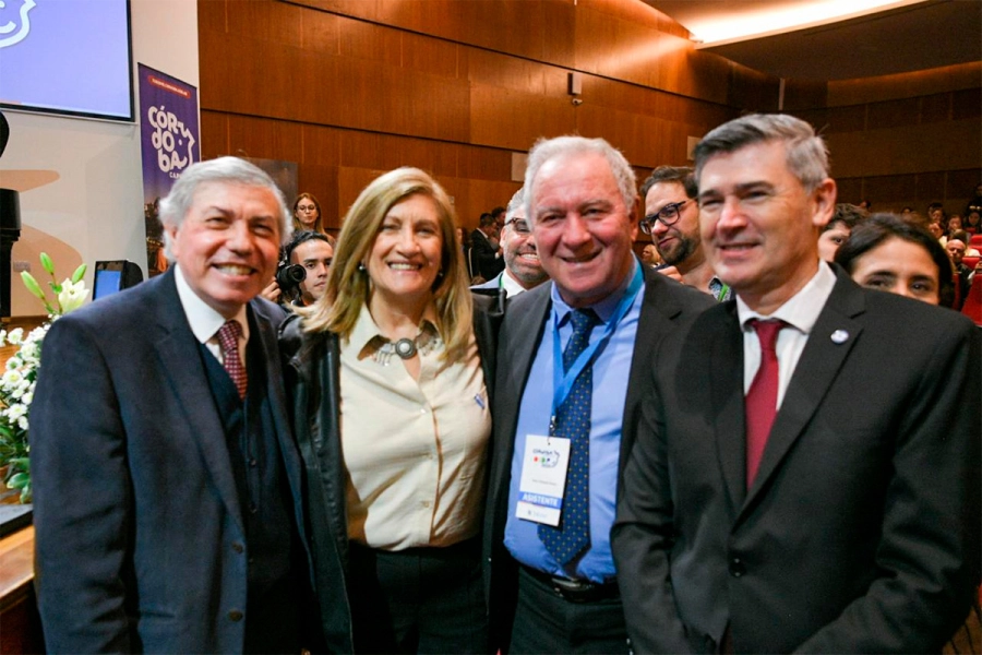 Rosario Romero destac&oacute; en C&oacute;rdoba la importancia de la cercan&iacute;a con la comunidad (foto Municipalidad de Paran&aacute;)