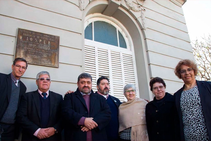 Los integrantes del directorio del IOSPER. (Archivo)