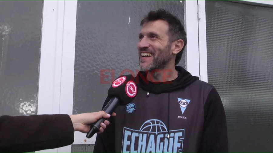 El entrenador Andr&eacute;s Horst. Foto: Elonce.