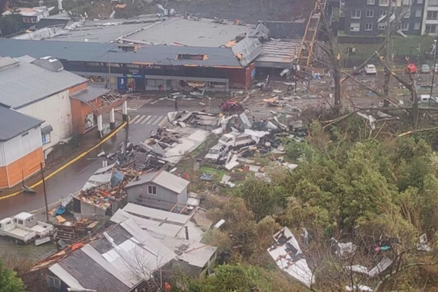 As&iacute; qued&oacute; una de las ciudades afectadas. Foto: Imagen del X de Dennys Deeh