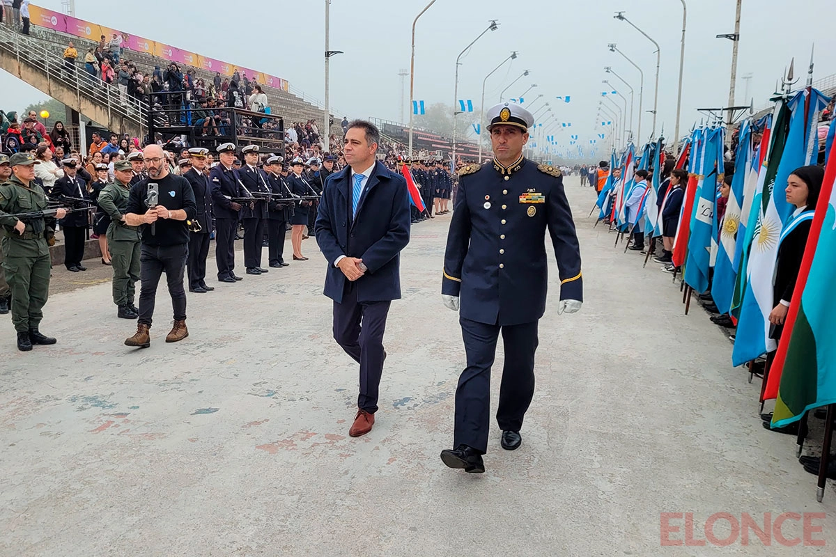 Gualeguaychú honró la Revolución de Mayo con un gran desfile y más de 2 ...