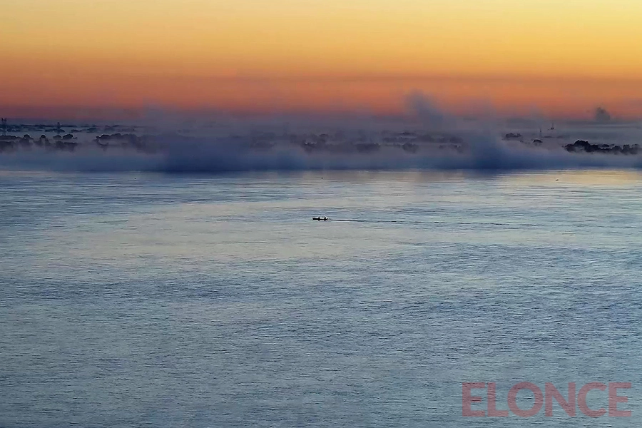 Niebla cielo visible en Paran&aacute;. Elonce