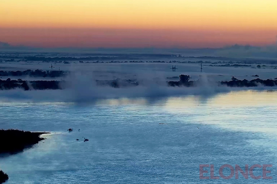 Niebla cielo visible en Paran&aacute;. Elonce