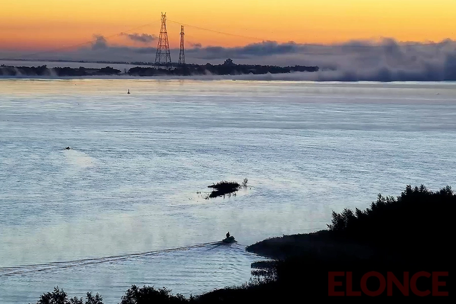 Niebla cielo visible en Paran&aacute;. Elonce