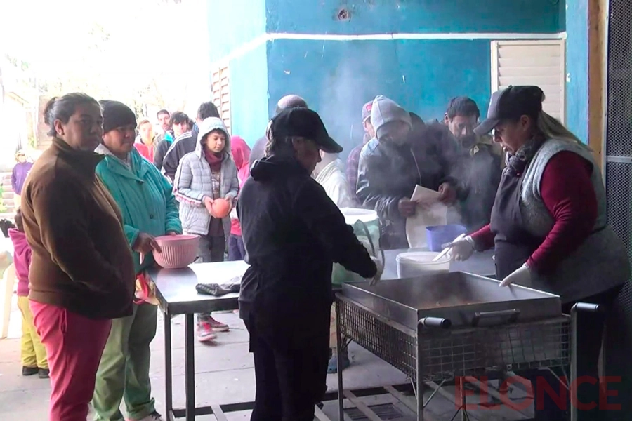 El comedor &ldquo;Los Conejitos&rdquo; celebr&oacute; 30 a&ntilde;os de trabajo comunitario en Paran&aacute; XX (foto Elonce)