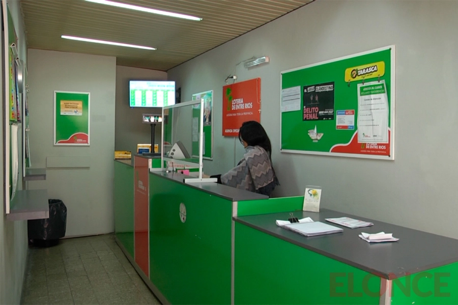 El Quini 6 de $23 millones se jug&oacute; en la agencia de t&oacute;mbola ubicada sobre Peatonal San Mart&iacute;n de Paran&aacute; (foto Elonce)