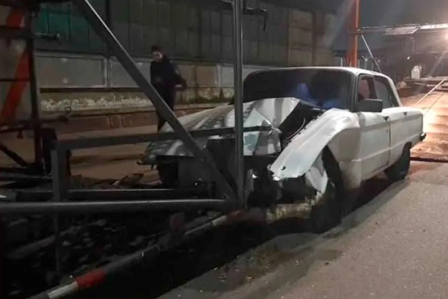 (La Pir&aacute;mide).