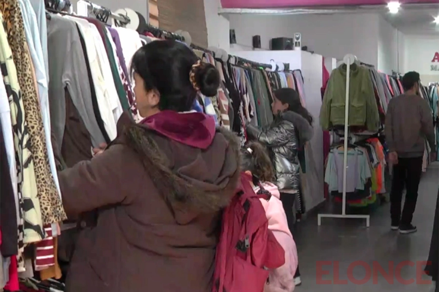 Aumentan las ventas en mayoristas de ropa