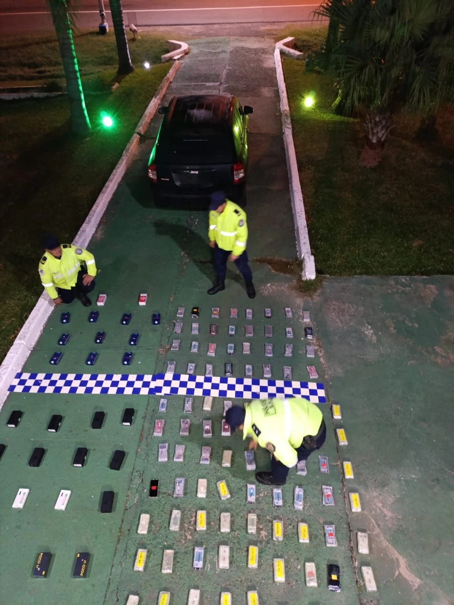 Secuestro de celulares en Paso Cerrito (foto Polic&iacute;a de Entre R&iacute;os)