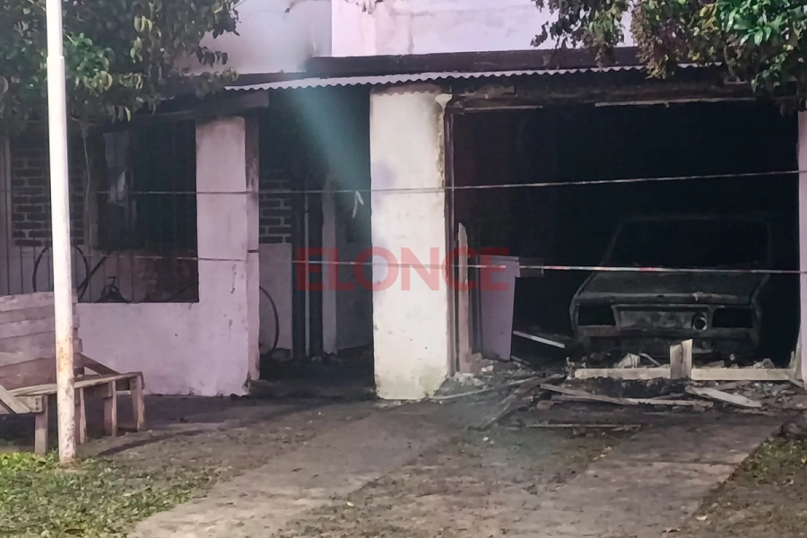 Tr&aacute;gico incendio en Hasenkamp (foto Elonce)