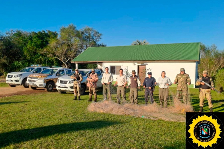 Operativo policial en el r&iacute;o Uruguay y El Palmar (foto Polic&iacute;a de Entre R&iacute;os)