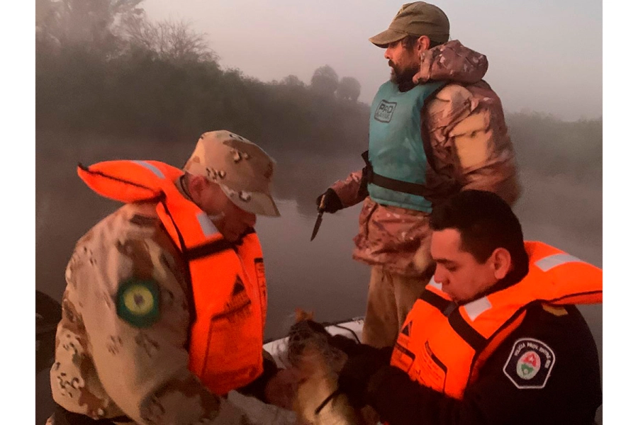 Operativo policial en el r&iacute;o Uruguay y El Palmar (foto Polic&iacute;a de Entre R&iacute;os)