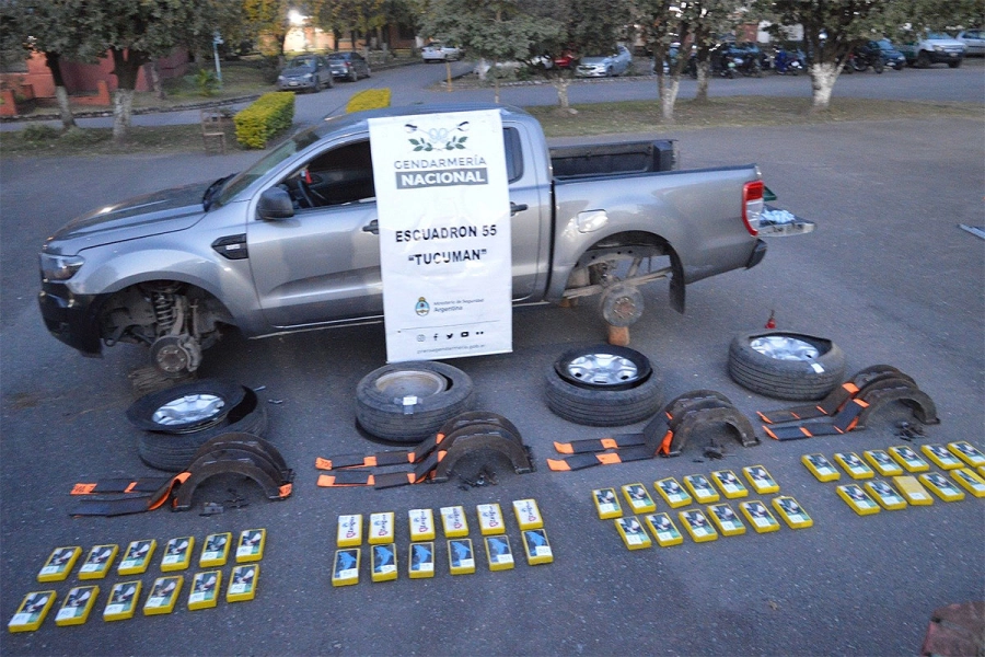 Incautaron 49 kilos de coca&iacute;na. Gendarmer&iacute;a Nacional