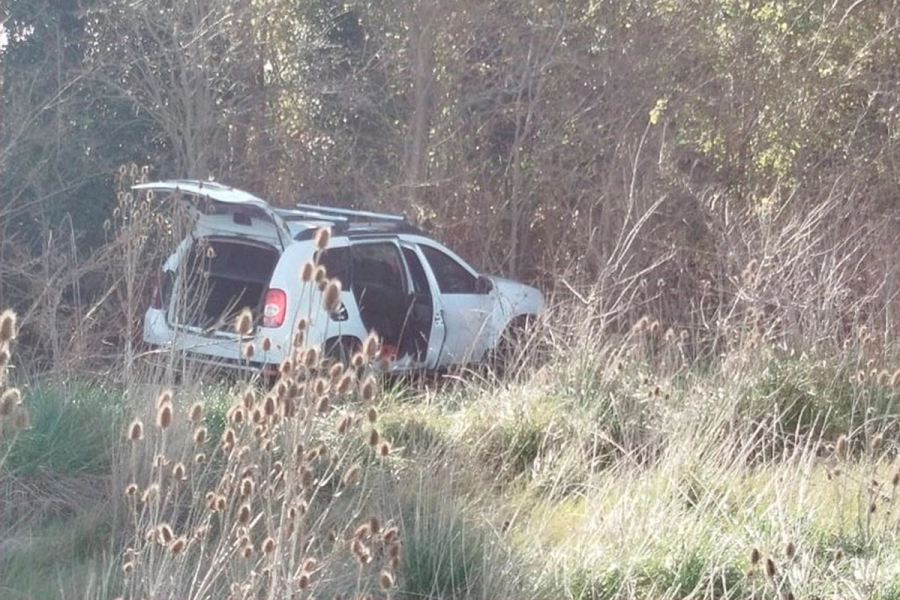 El auto del asesino.(Clar&iacute;n)