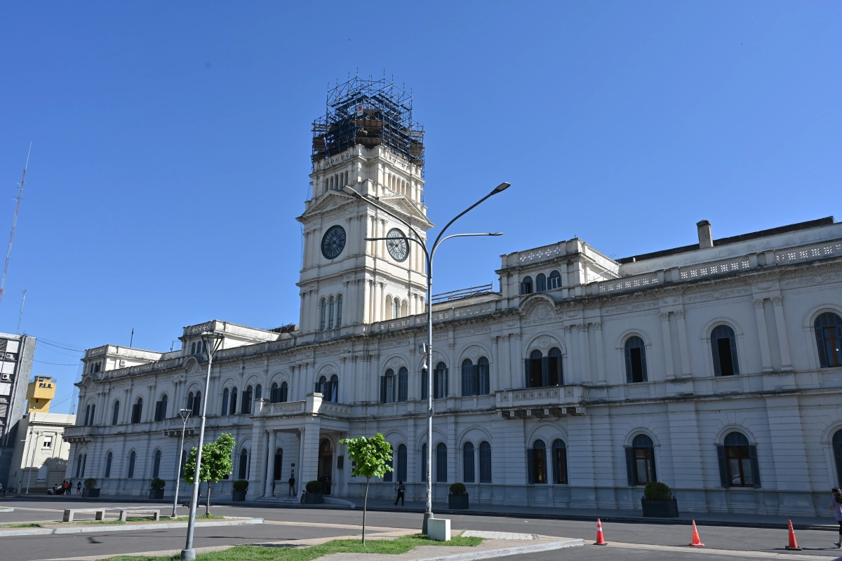Provincia dispuso la cesantía de 174 agentes Provincia dispuso la cesantía de 174 agentes