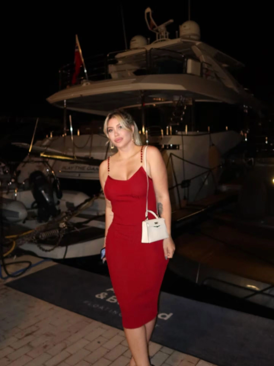 Wanda Nara al rojo vivo. Instagram