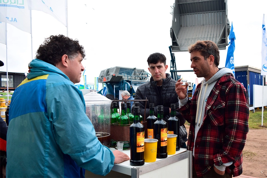 Entre R&iacute;os concluye este s&aacute;bado su primera presentaci&oacute;n en Agroactiva