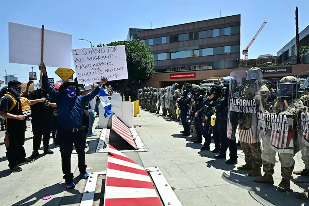Enfrentamientos durante protestas en Los Ángeles. Enfrentamientos durante protestas en Los Ángeles.