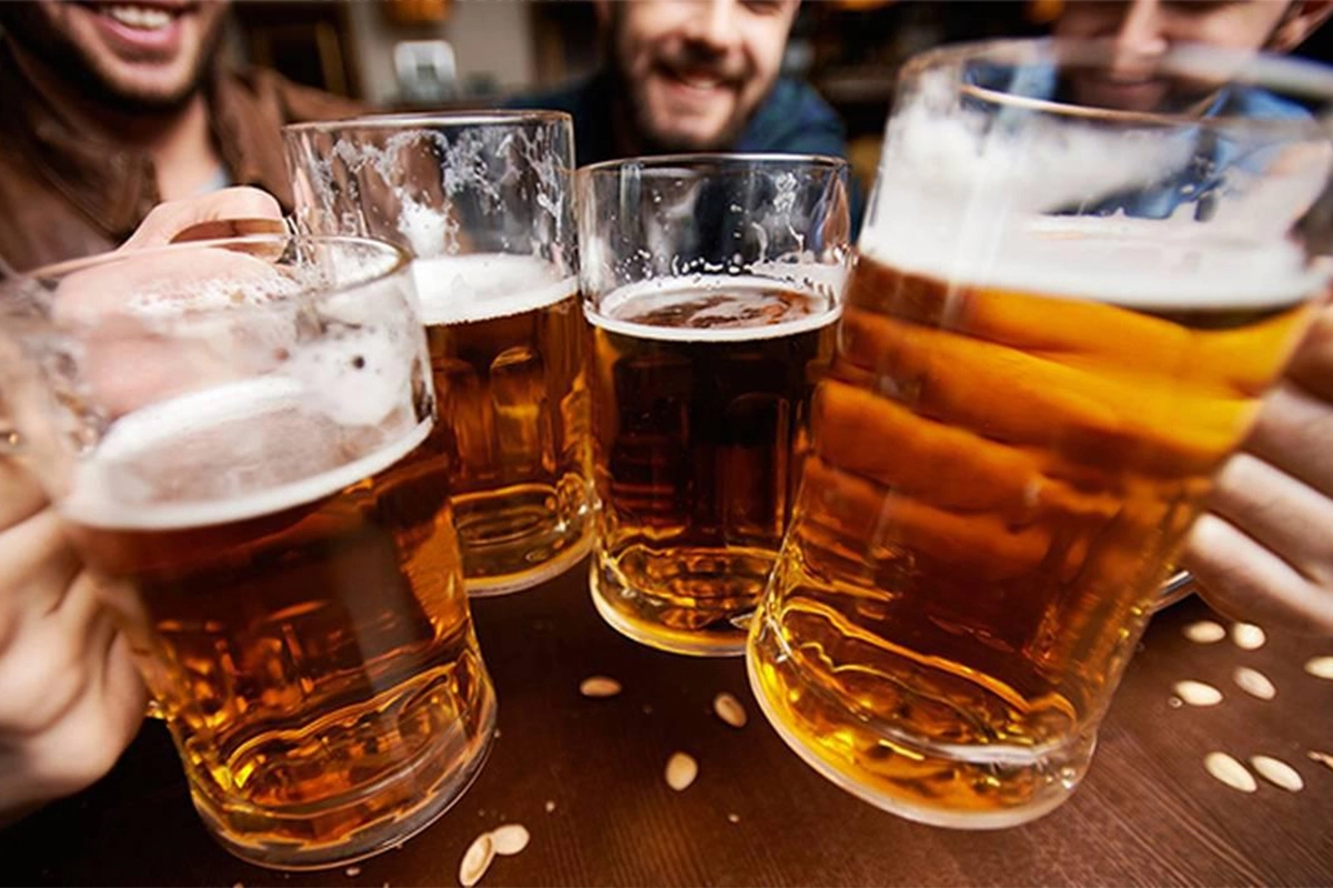 Alcohol y salud cardiovascular. Alcohol y salud cardiovascular.