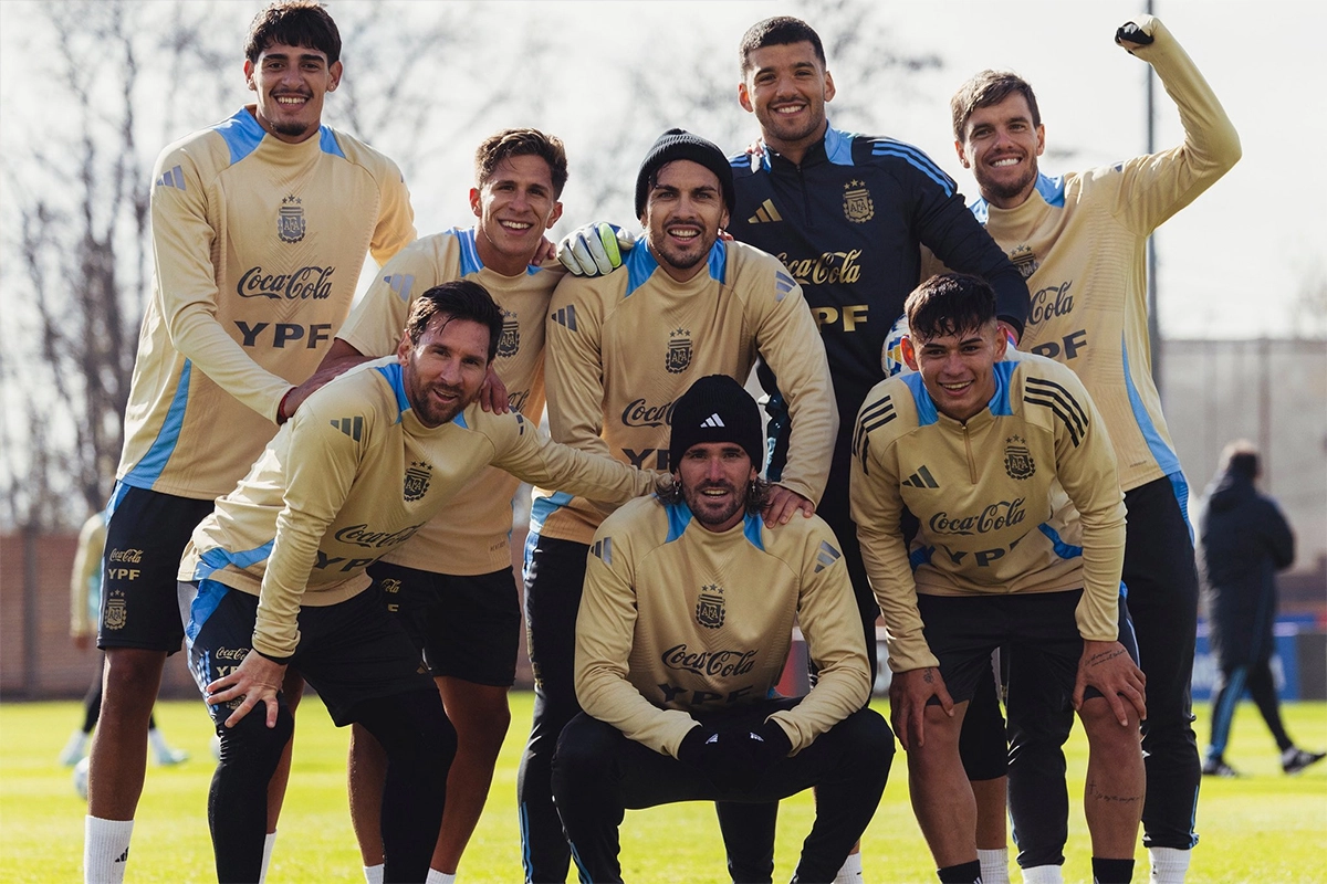 Con Messi de titular, la Selección recibe a Colombia. Con Messi de titular, la Selección recibe a Colombia.