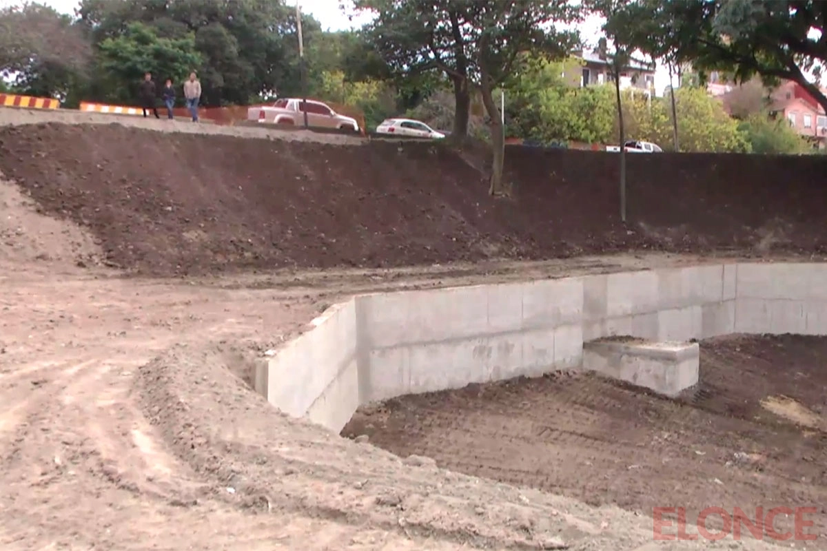 Avanza la obra de contención de la barranca Avanza la obra de contención de la barranca