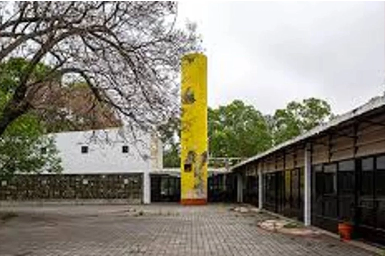 Un alumno sufrió una intoxicación por marihuana en plena clase