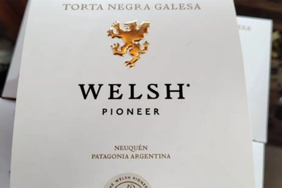 Torta negra galesa prohibida. ANMAT
