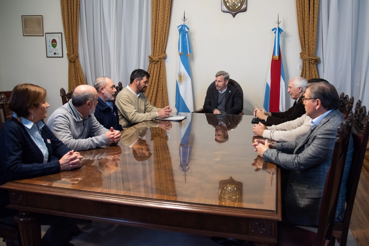 Gobernador Frigerio se reunió con directivos del INTA Entre Ríos ante posibles reformas estructurales