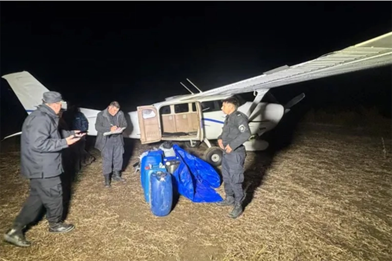 Avioneta abandonada en un campo: qué revelaron el GPS y los celulares de los pilotos