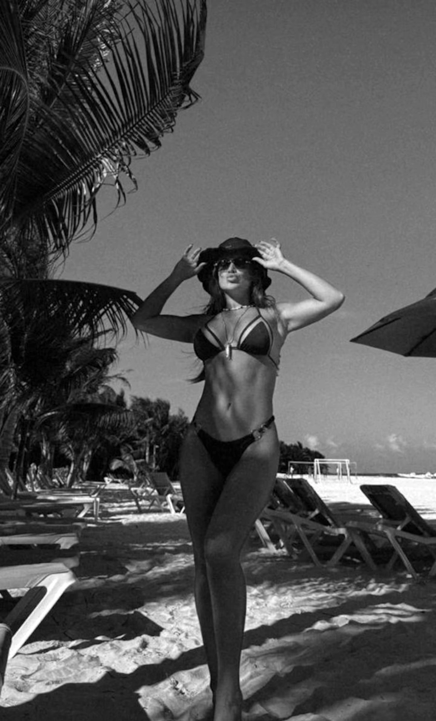 Camila Homs en blanco y negro. Instagram