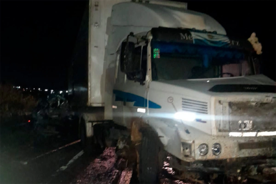 Muri&oacute; un automovilista tras chocar contra un cami&oacute;n en Ruta 14 (foto Santo Tom&eacute; Urgente)