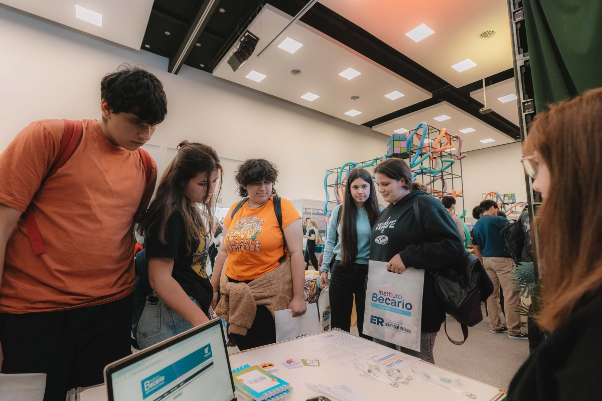 La Feria del Becario se hará en Colón La Feria del Becario se hará en Colón