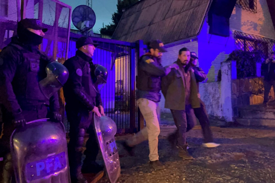 Detuvieron al l&iacute;der mapuche Facundo Jones Huala en R&iacute;o Negro (foto Polic&iacute;a Federal Argentina)