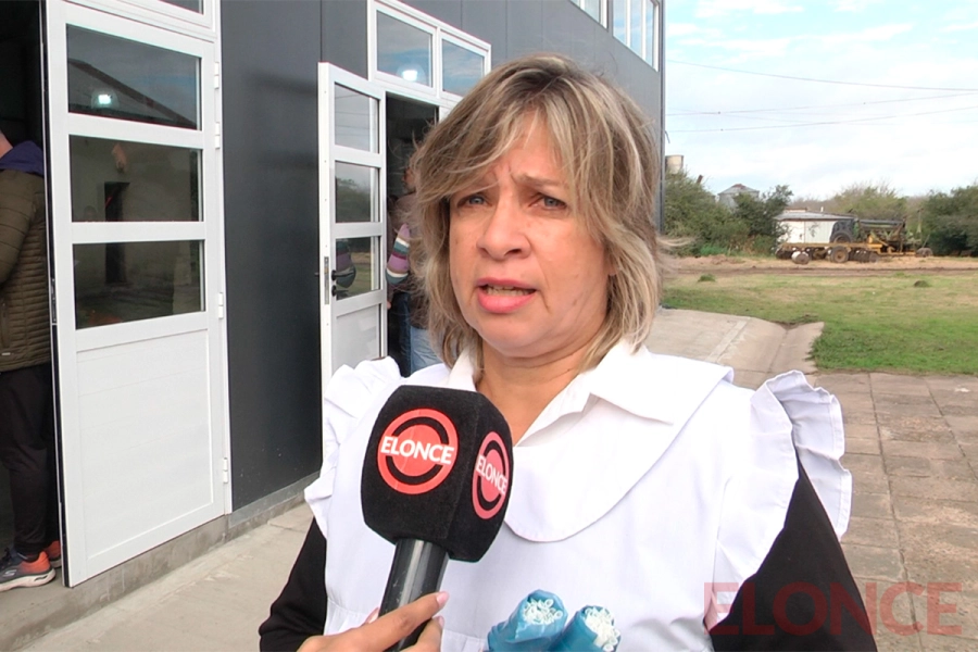 Gisel Giovanardi, directora de escuela "Dominguito" de La Picada (foto Elonce)