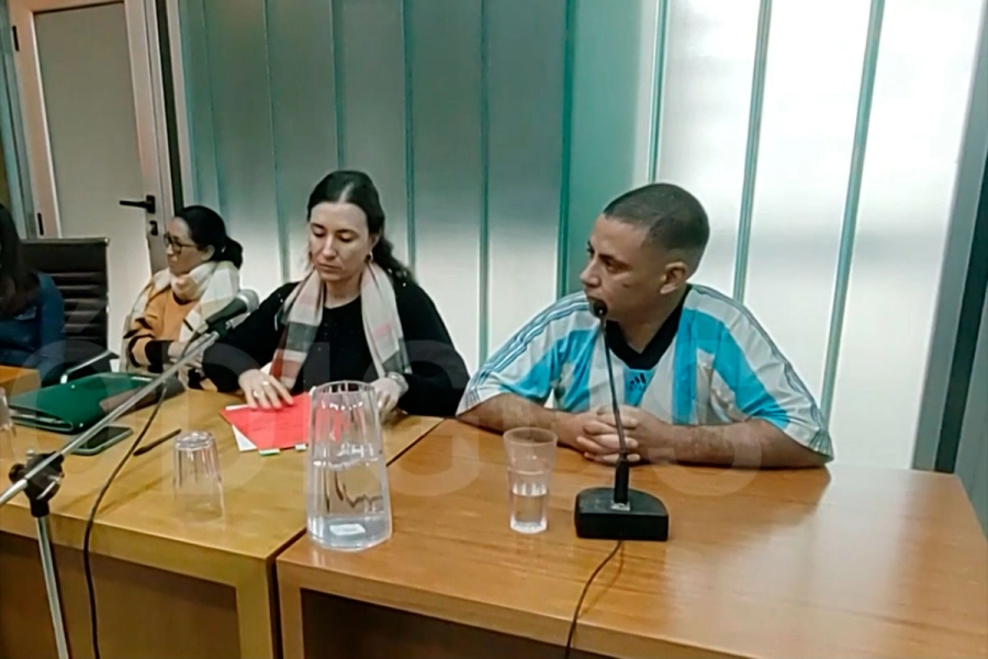 La abogada defensora y el sujeto que recibi&oacute; la "probation".