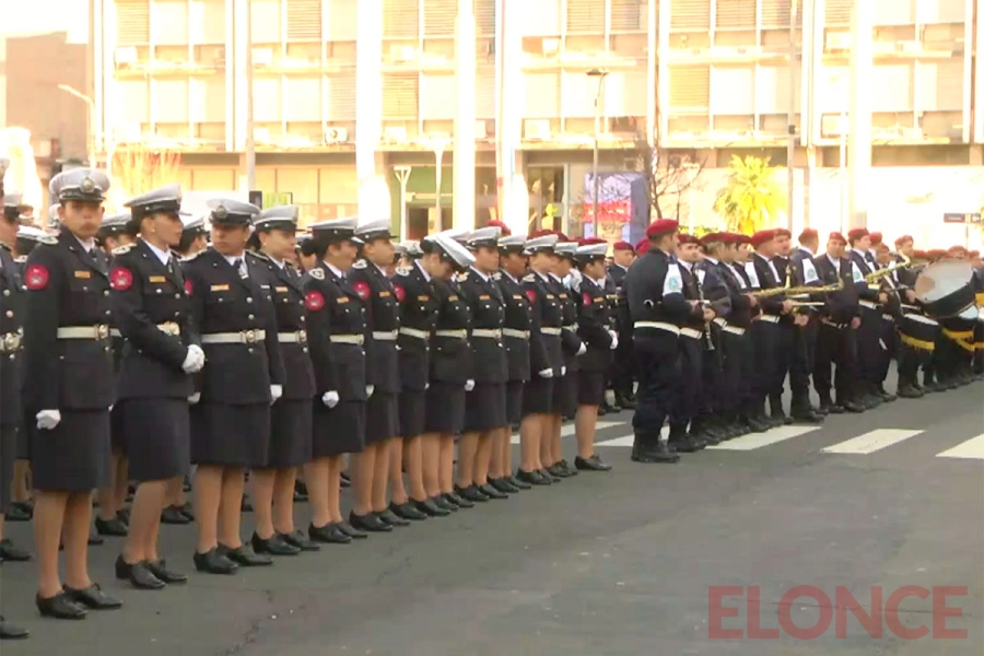 Acto por el D&iacute;a de la Bandera