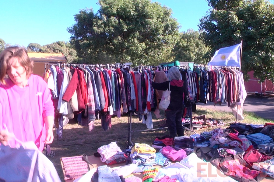 Feria americana de Fundaci&oacute;n Propuesta Solidaria (foto Elonce)
