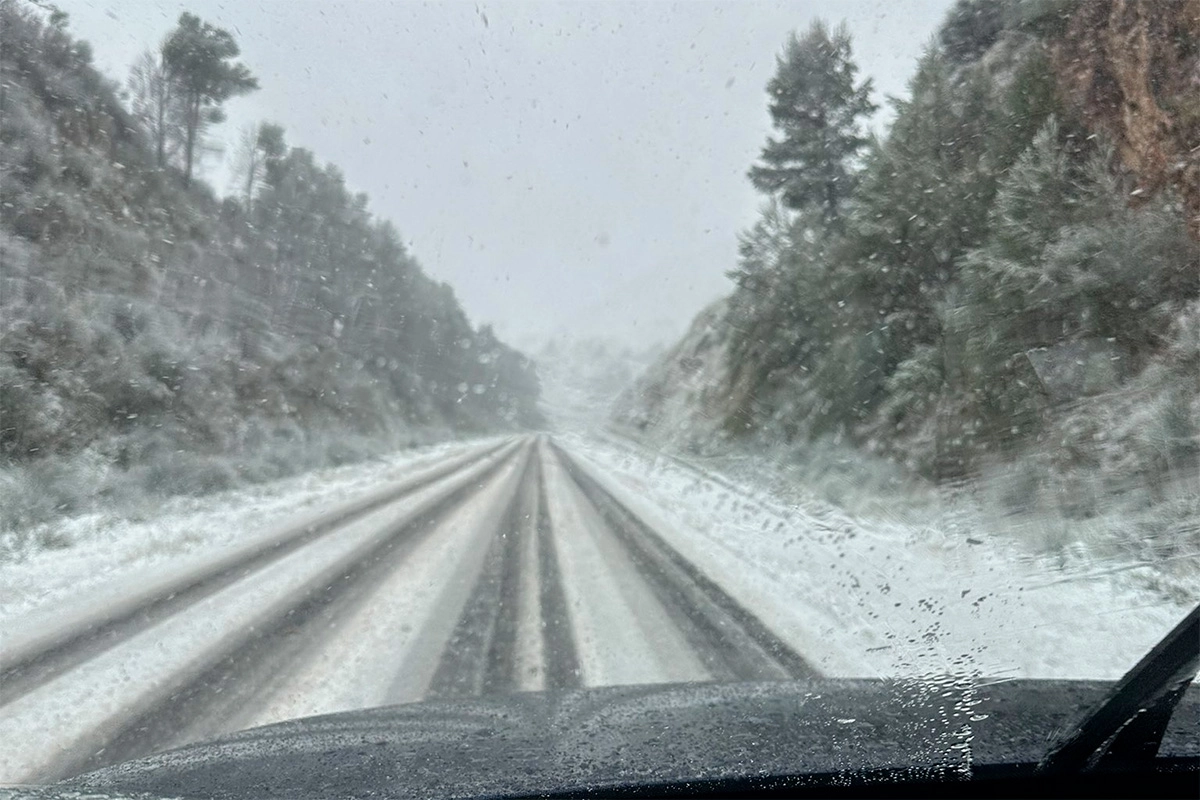 Nevadas históricas en Buenos Aires: la ola polar pinta de blanco a Sierra de la Ventana y Puán