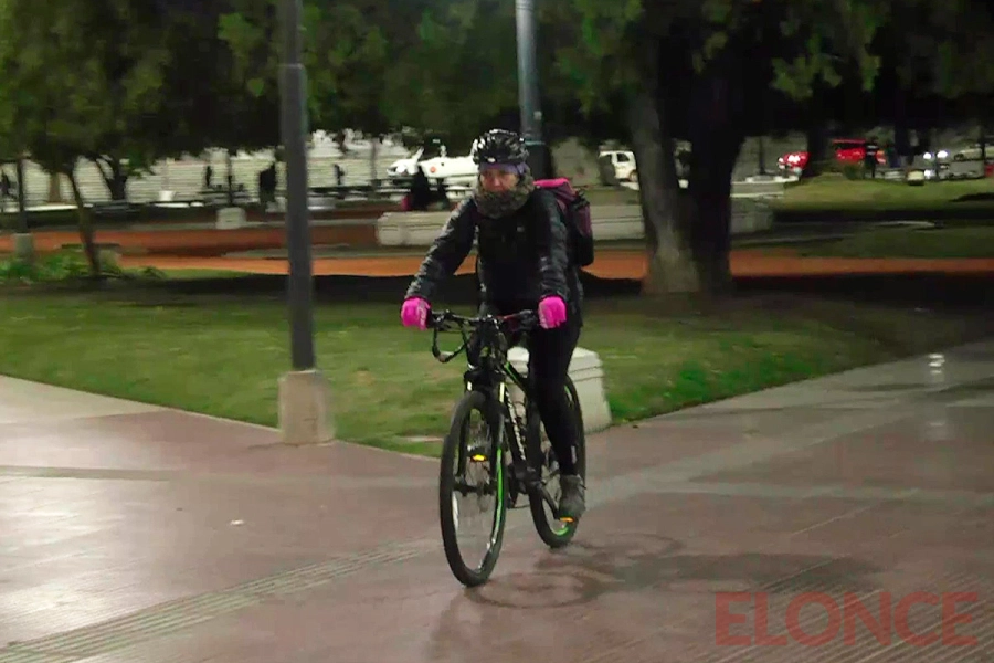 Fr&iacute;o a la madrugada en Paran&aacute;. Elonce