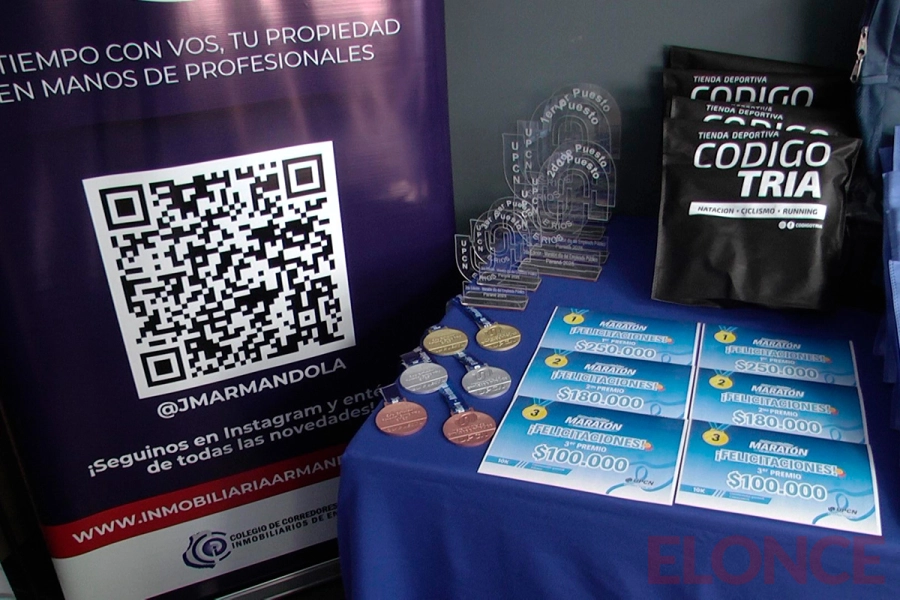 UPCN present&oacute; la marat&oacute;n por el D&iacute;a del Empleado P&uacute;blico en Paran&aacute; (foto Elonce)