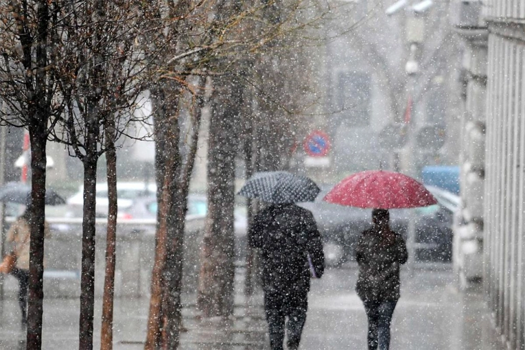 Ola polar: diferencias entre nieve, aguanieve, graupel y nieve granulada