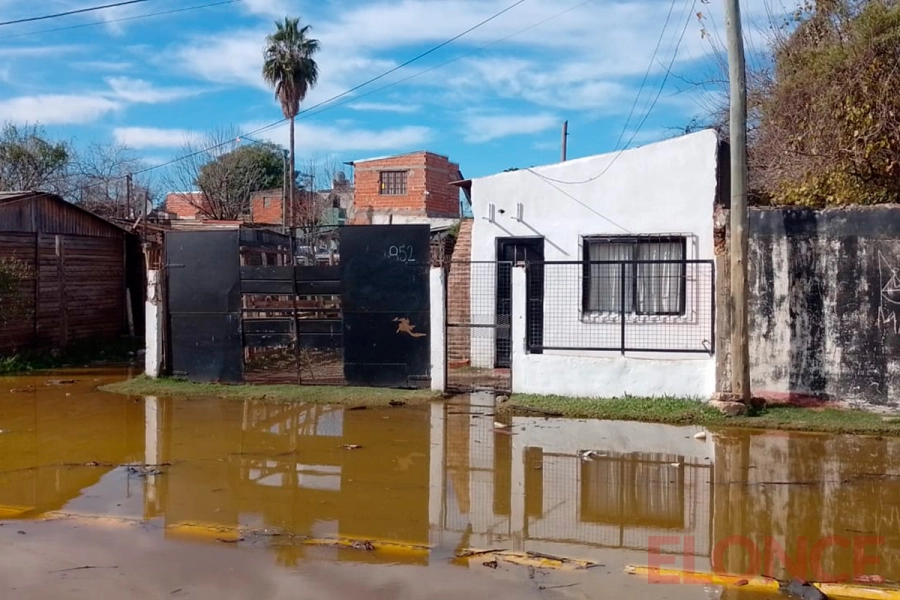 Creciente del r&iacute;o Uruguay en Concordia (foto Elonce)