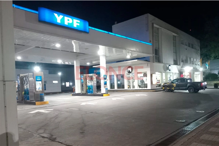 YPF aumenta los descuentos nocturnos en combustibles con su aplicación