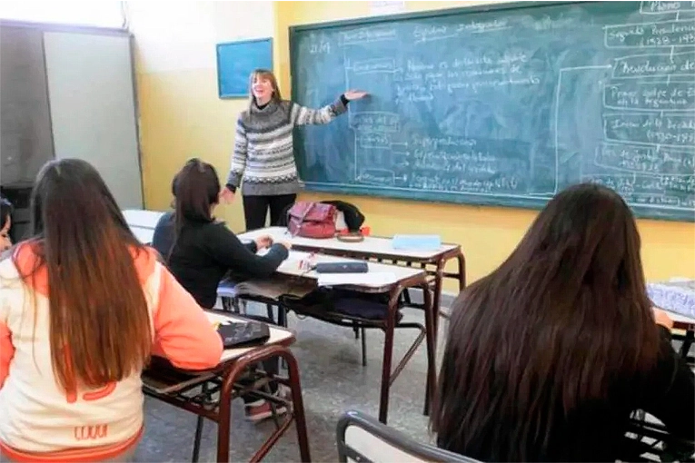 El 40% de los estudiantes entrerrianos ingresa a la Secundaria con sobreedad
