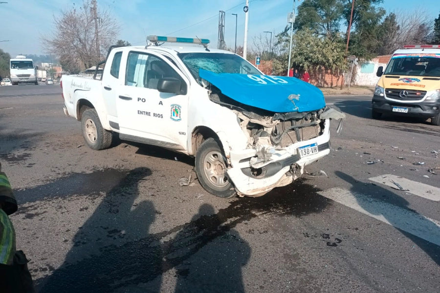 (foto Bomberos Voluntarios Paraná)