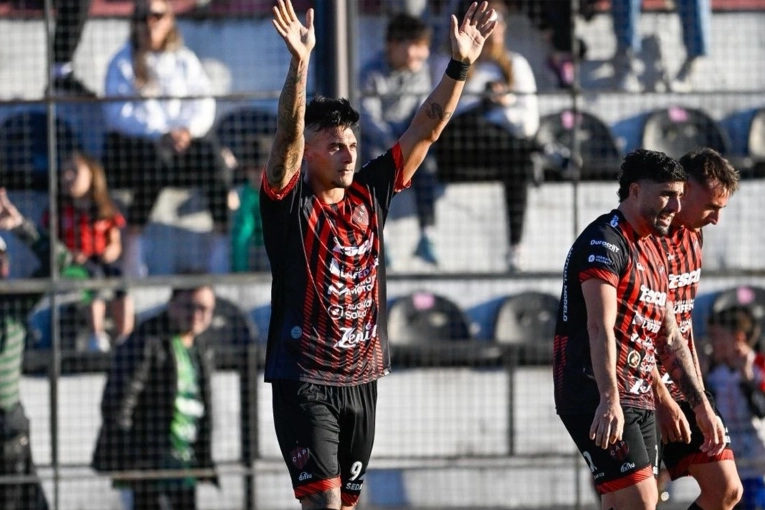 Patronato juega un partido clave como local frente a Deportivo Maipú