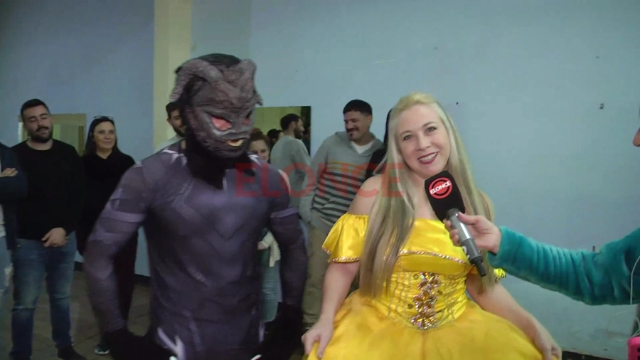 Danisa Todoro interpreta el rol de la Bella. Foto: Elonce.