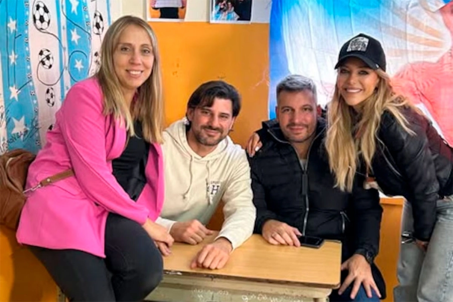 Evangelina Anderson volvi&oacute; a su escuela y se reencontr&oacute; con amigos de la infancia